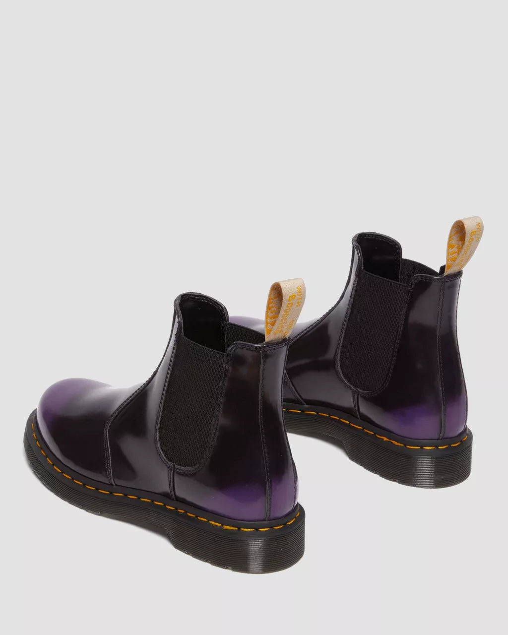 Doc Martens UNISEX VEGAN 2976 CHELSEA BOOTS (BLACK/RICH PURPLE OXFORD RUB OFF)