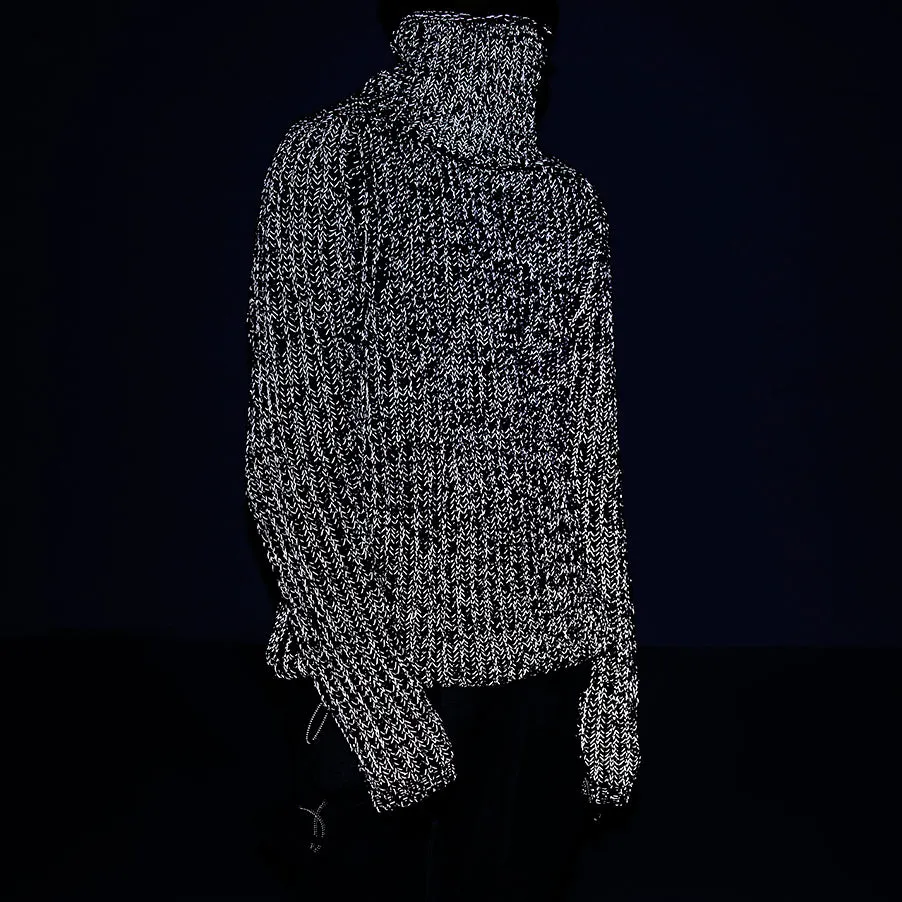 HIGH COLLAR JUMPER IN REFLECTIVE WOOLEN KNIT