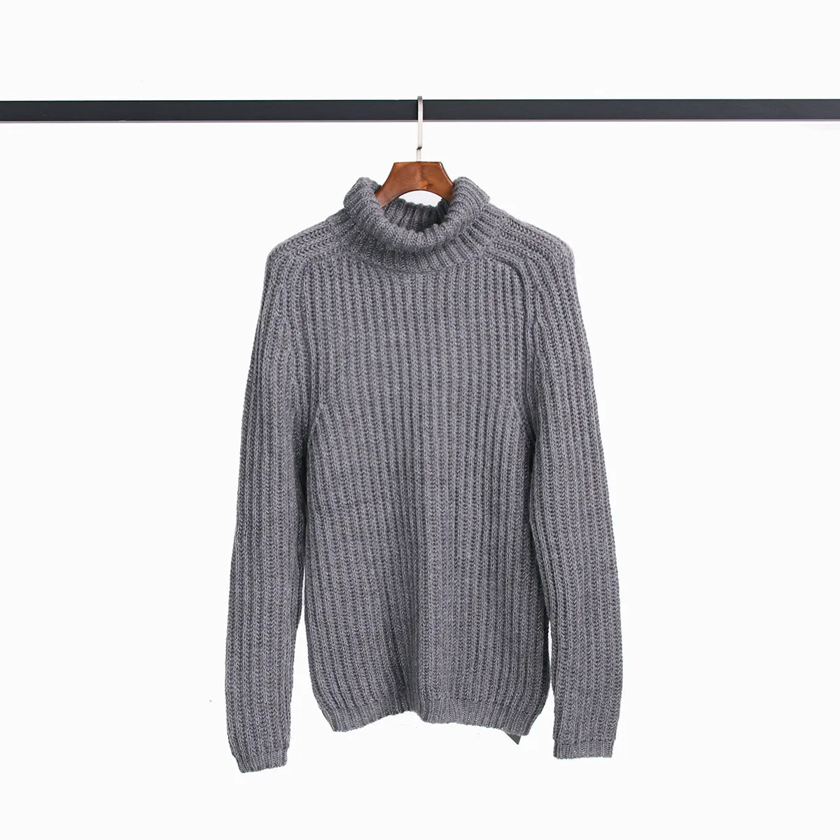 HIGH COLLAR JUMPER IN REFLECTIVE WOOLEN KNIT